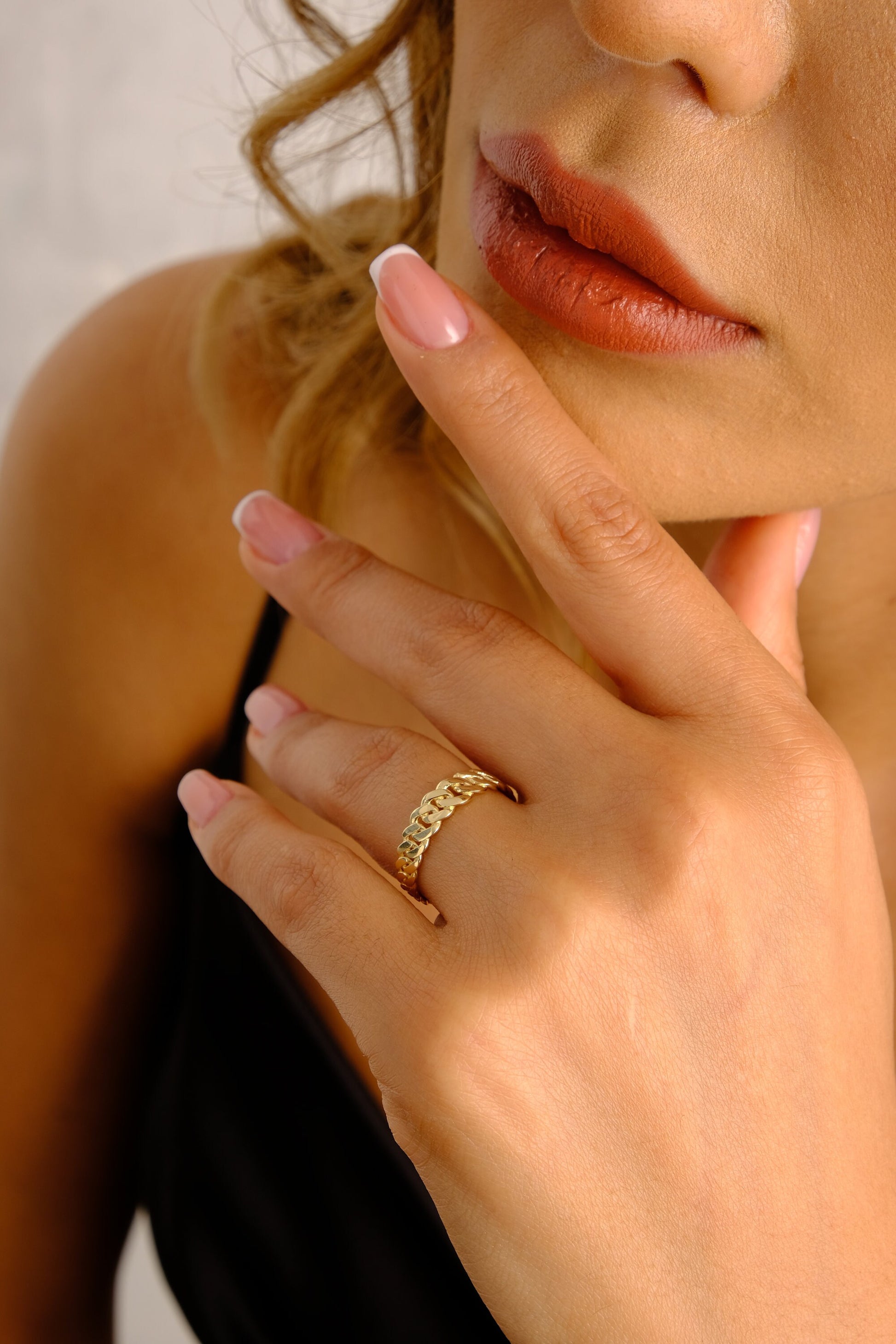 14K Gold Cuban Chain Ring, Curb Link Chain Gold Band, 6 MM Cuban Ring, Bold Chain Ring, Solid Gold Stacking Ring