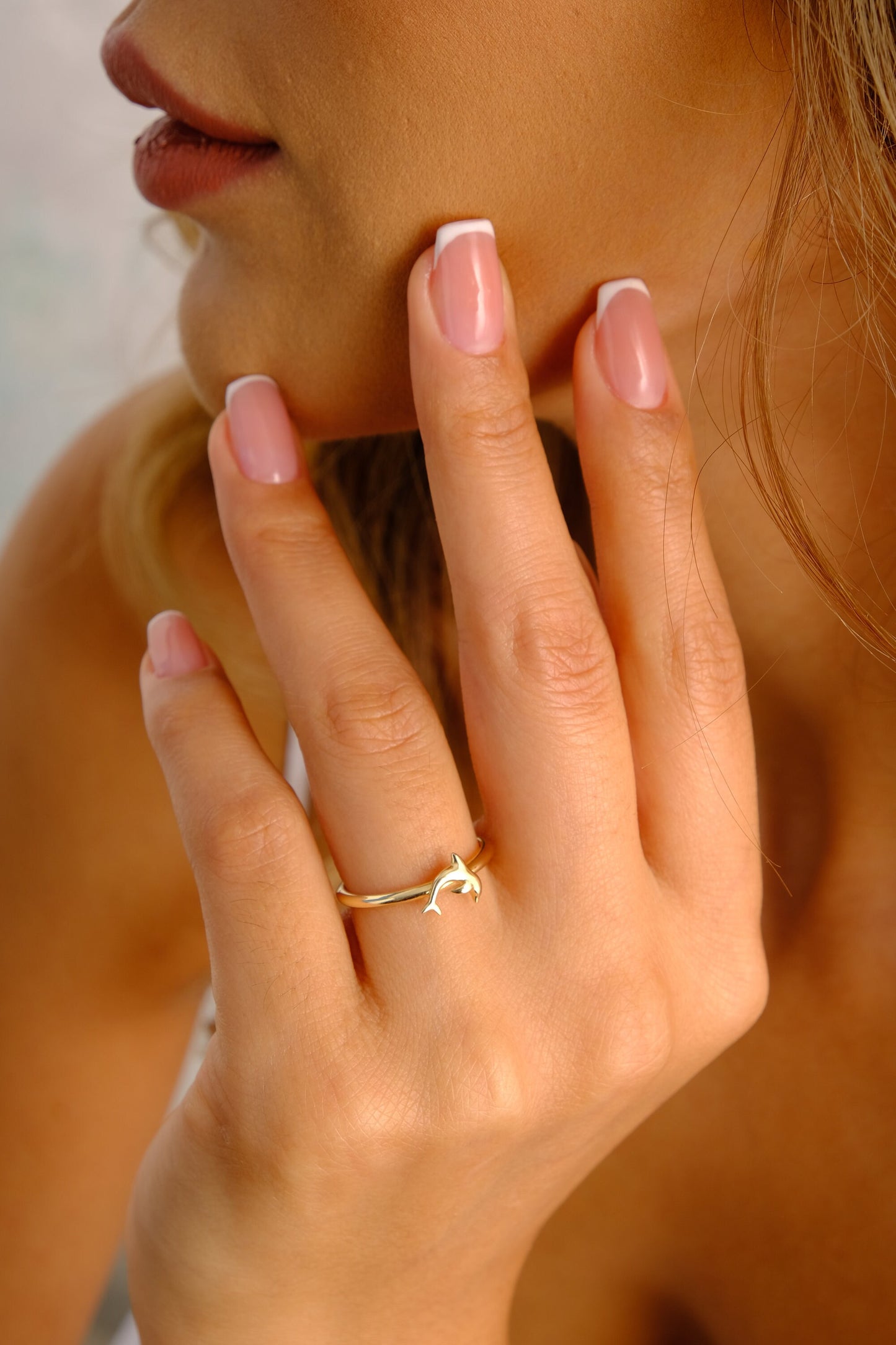 14K Gold Dolphin Ring, Dolphin Band Ring For Women, Delicate Animal Ring, Stackable Ring Ocean Lover Gift, Sea Animal Jewelry