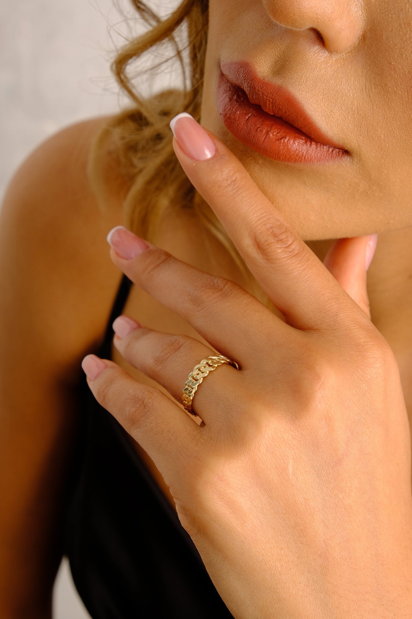 14K Gold Cuban Chain Ring, Curb Link Chain Gold Band, 6 MM Cuban Ring, Bold Chain Ring, Solid Gold Stacking Ring