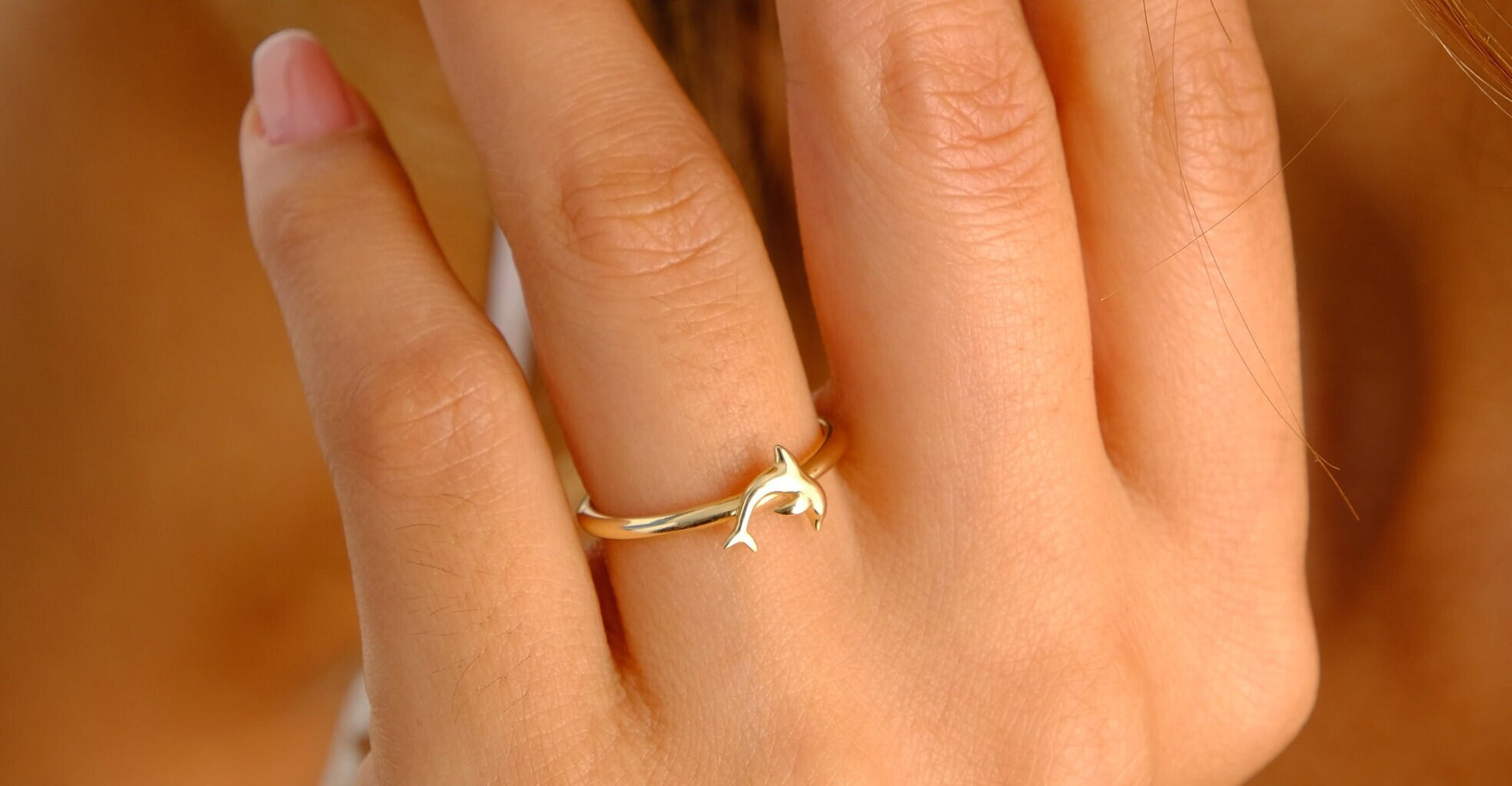14K Gold Dolphin Ring, Dolphin Band Ring For Women, Delicate Animal Ring, Stackable Ring Ocean Lover Gift, Sea Animal Jewelry