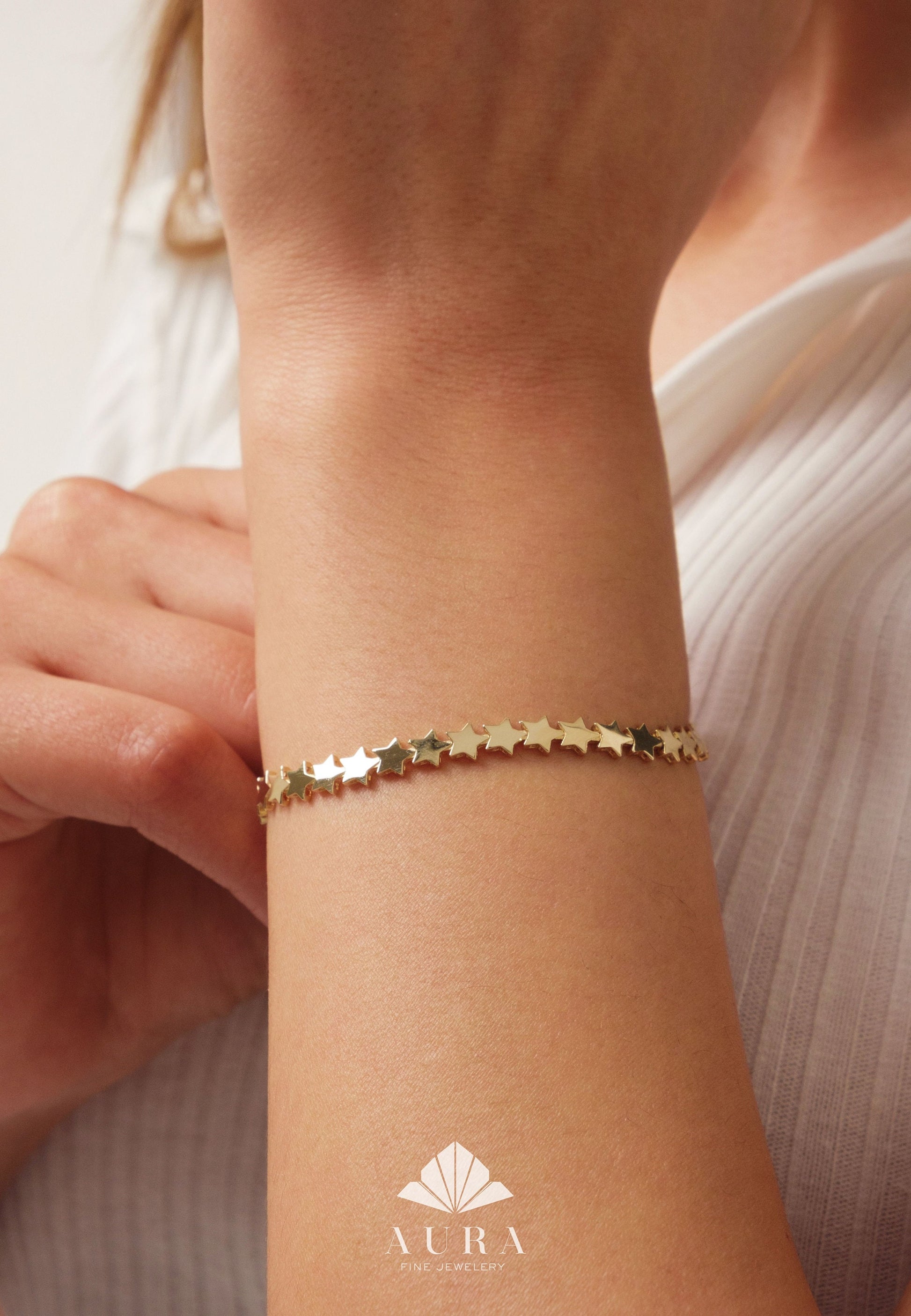 14K Gold Multi Star Bracelet, Star Charm Bracelet, Dainty Star Jewelry, Minimalist Celestial Bracelet, Gold Chain Bracelet, Bridal Gift