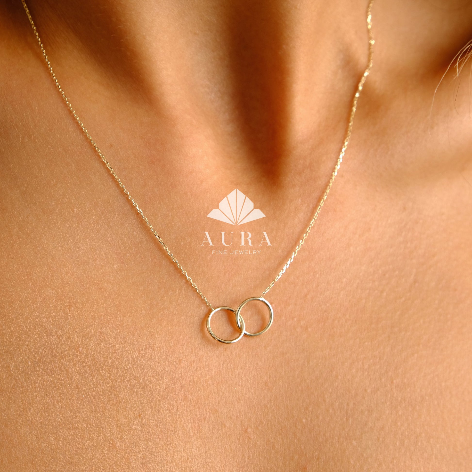 14K Gold Infinity Circle Necklace, Family Unity Necklace, Interlocking Circle Pendant, Delicate Eternity Necklace, Layered Dainty Jewelry