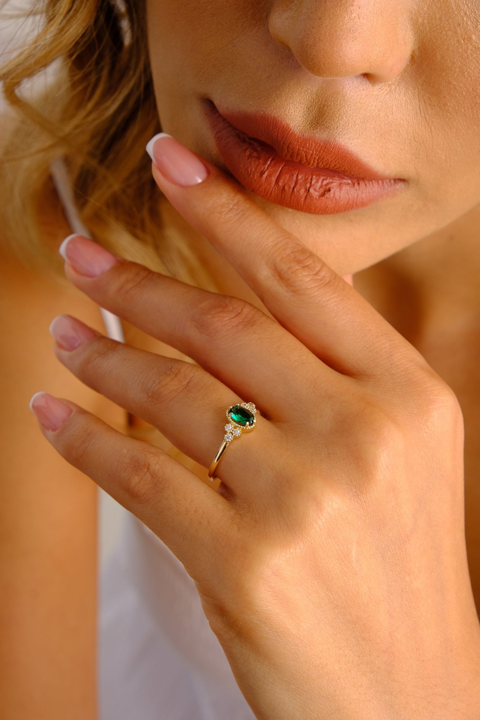 14K Gold Emerald Ring, Emerald Cz Diamond Ring, Dainty Gold Gold, Emerald Engagement Ring, 14K Gold Thin Band, Emerald Green Band