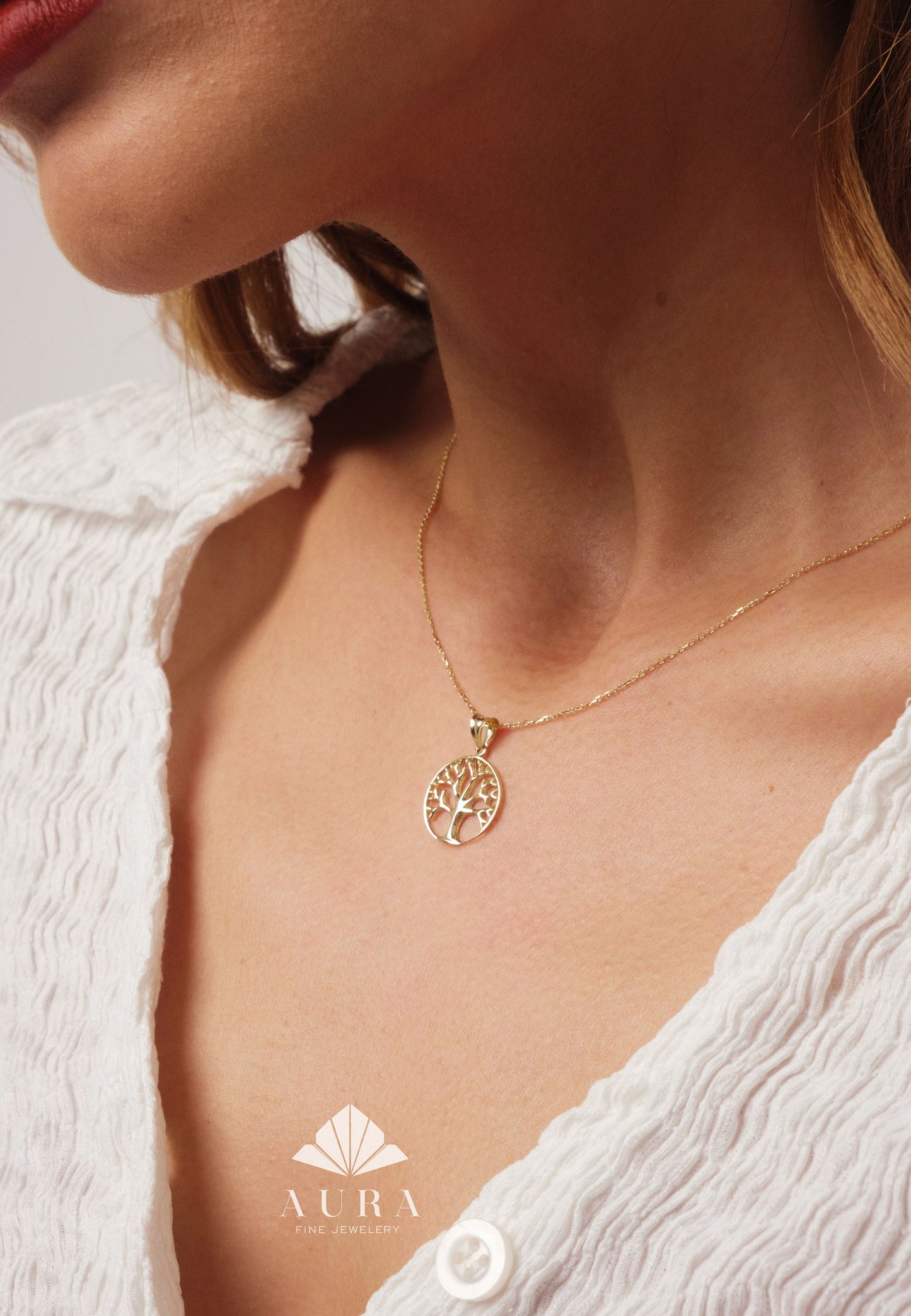 14K Solid Gold Tree of Life Necklace, Family Tree Pendant, Dainty Nature Necklace, Personalized Medallion Necklace, Meaningful Mom Gift