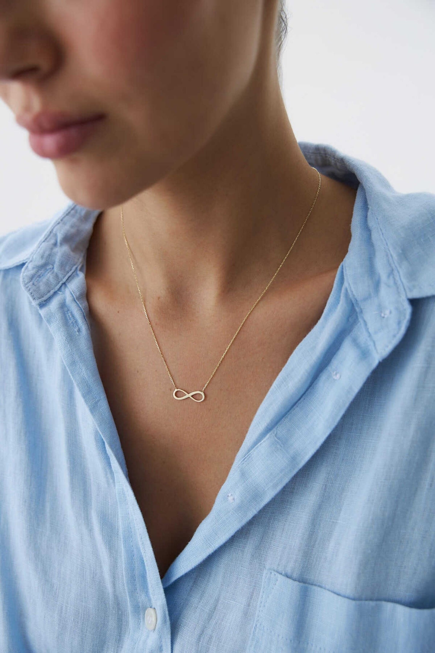 14K Gold Infinity Necklace, Dainty Endless Loop Pendant, Minimalist Gold Necklace, Eternal Love Jewelry, Everyday Necklace, Gift for Her