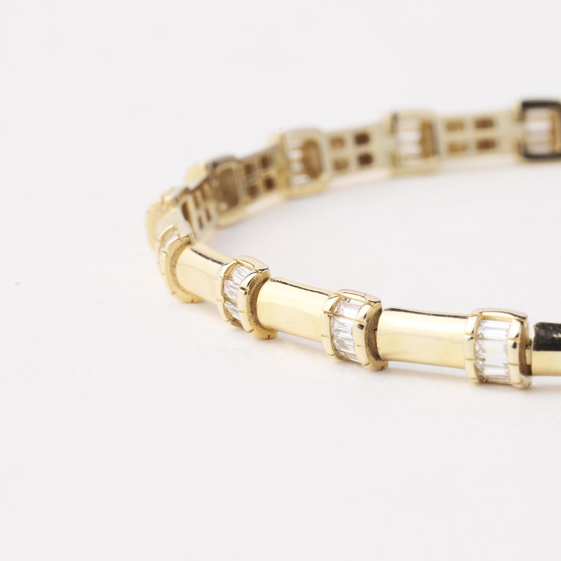 14K Gold Bracelet, Minimalist Gold Bracelet, Dainty Stackable Bracelet, Everyday Fine Jewelry, Delicate Luxury Gift for Women