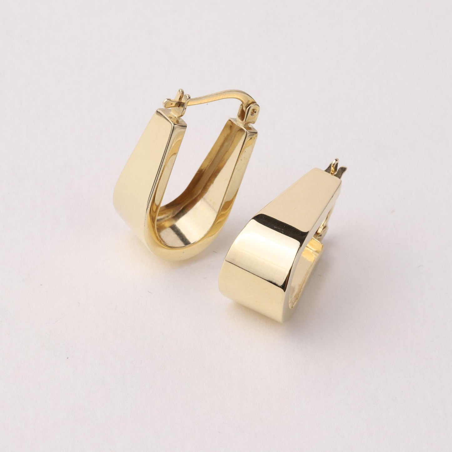 14K Gold Chunky Huggie Earrings, Wide Rectangle Hoop Earrings, Bold Gold Hoop Earrings, Minimalist Statement Jewelry, Modern Gift for Her