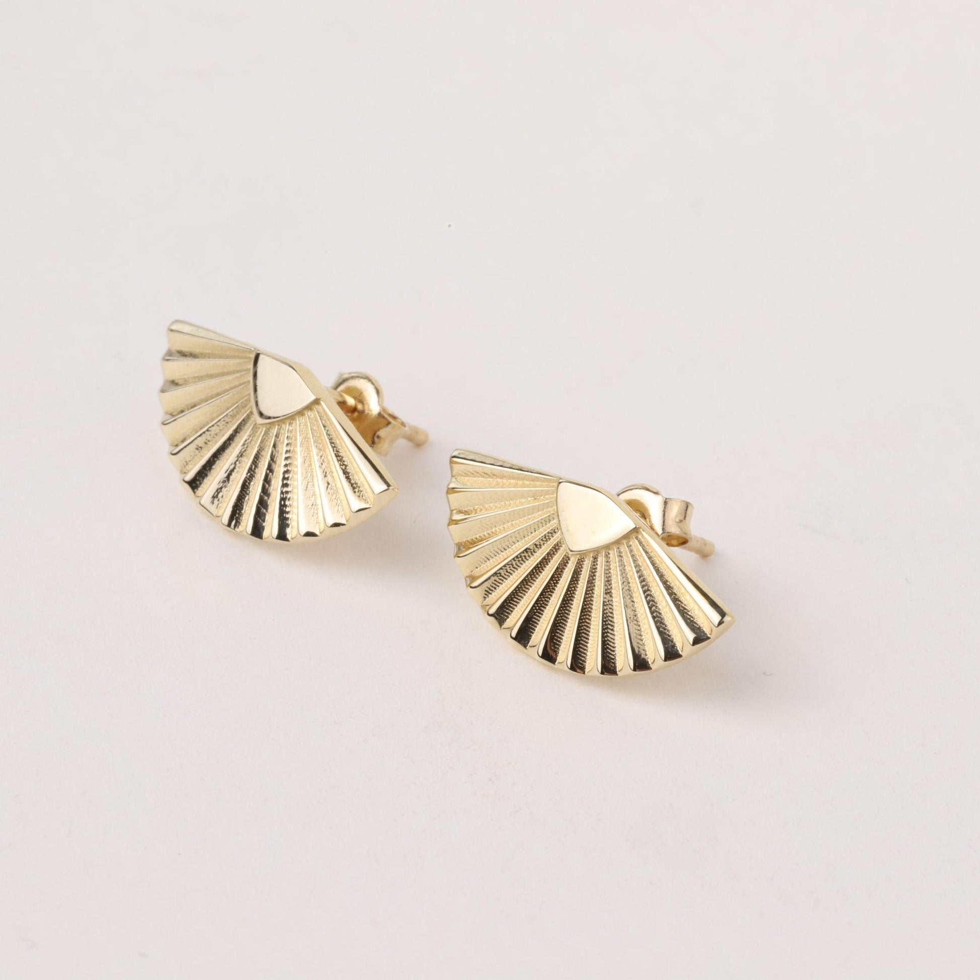 14K Gold Fan Stud Earrings, Shell Stud Earrings, Sunburst Gold Earrings, Art Deco Earrings, Minimalist Statement Earrings, Gift for Her
