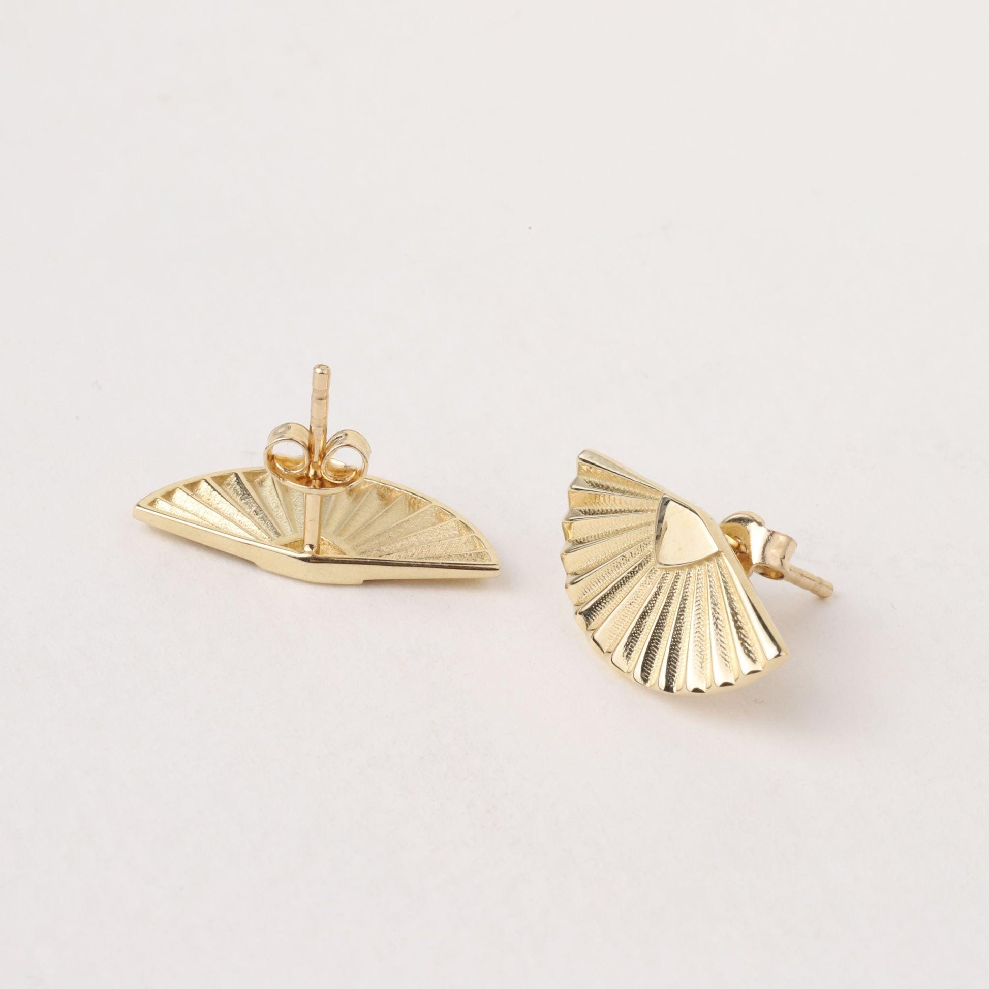 14K Gold Fan Stud Earrings, Shell Stud Earrings, Sunburst Gold Earrings, Art Deco Earrings, Minimalist Statement Earrings, Gift for Her