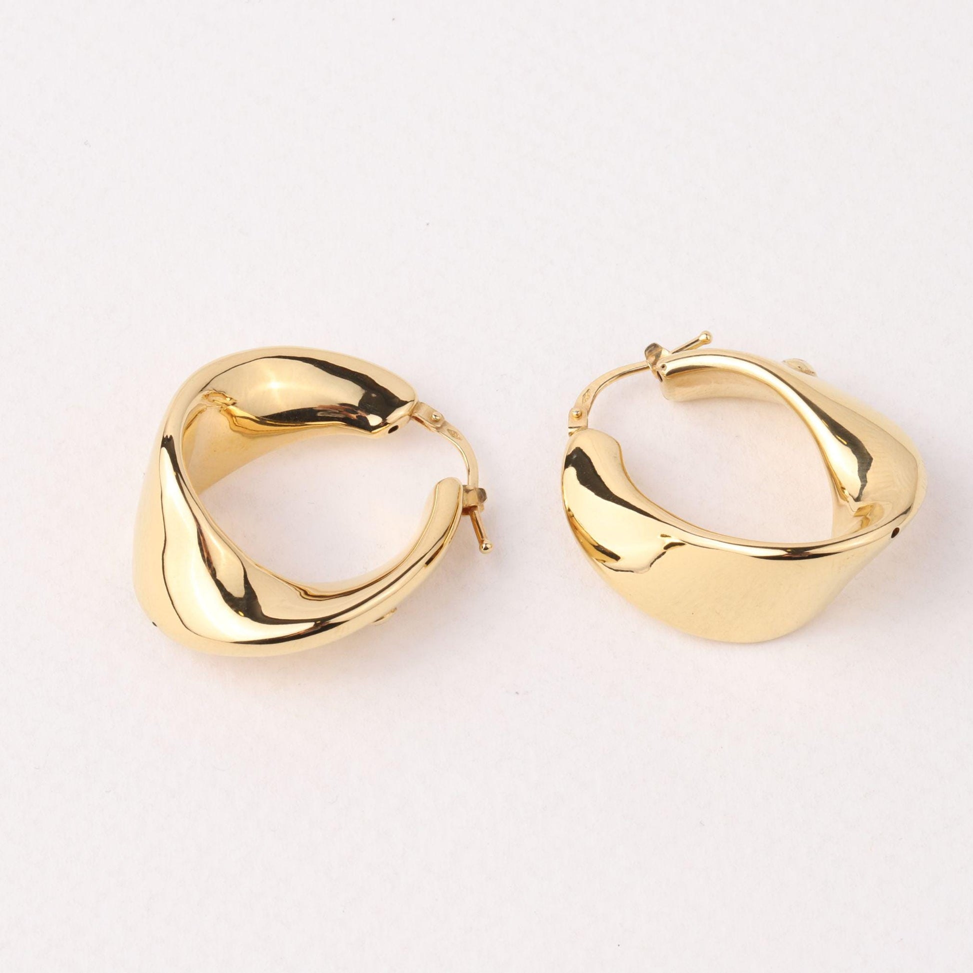 14K Solid Gold Chunky Hoop Earrings, Bold Oval Gold Hoops, Thick Statement Earrings, Modern Minimalist Jewelry, Everyday Gold Earrings