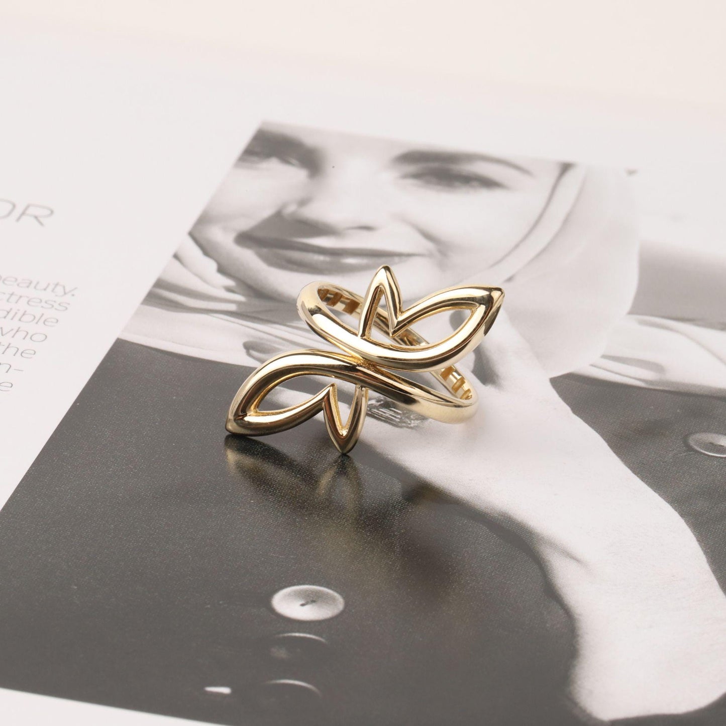 14K Gold Heart Ring, Open Heart Ring, Dainty Gold Band Ring, Love Heart Ring, Promise Ring, Minimalist ring, Heart Gold Ring, Best Friend