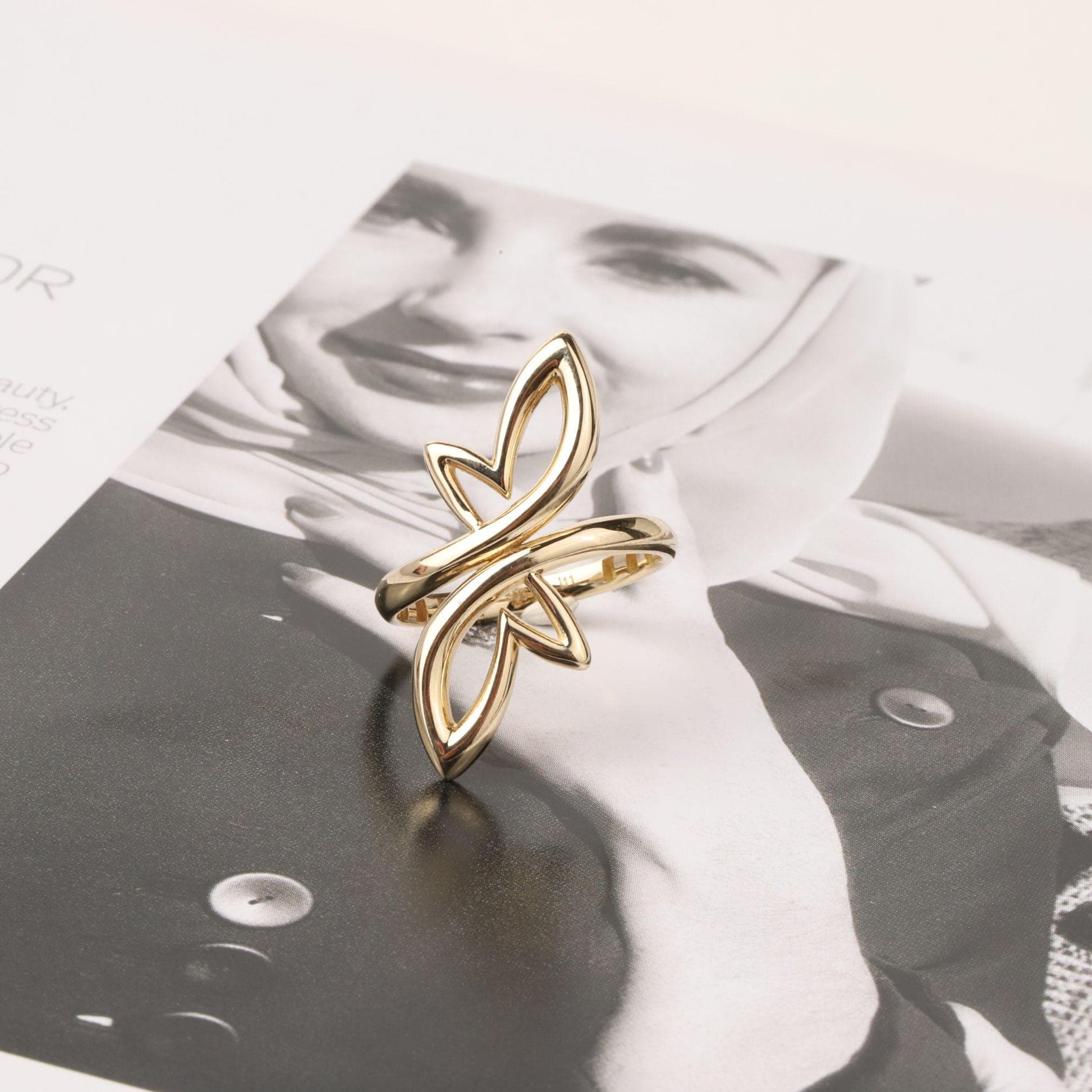 14K Gold Heart Ring, Open Heart Ring, Dainty Gold Band Ring, Love Heart Ring, Promise Ring, Minimalist ring, Heart Gold Ring, Best Friend