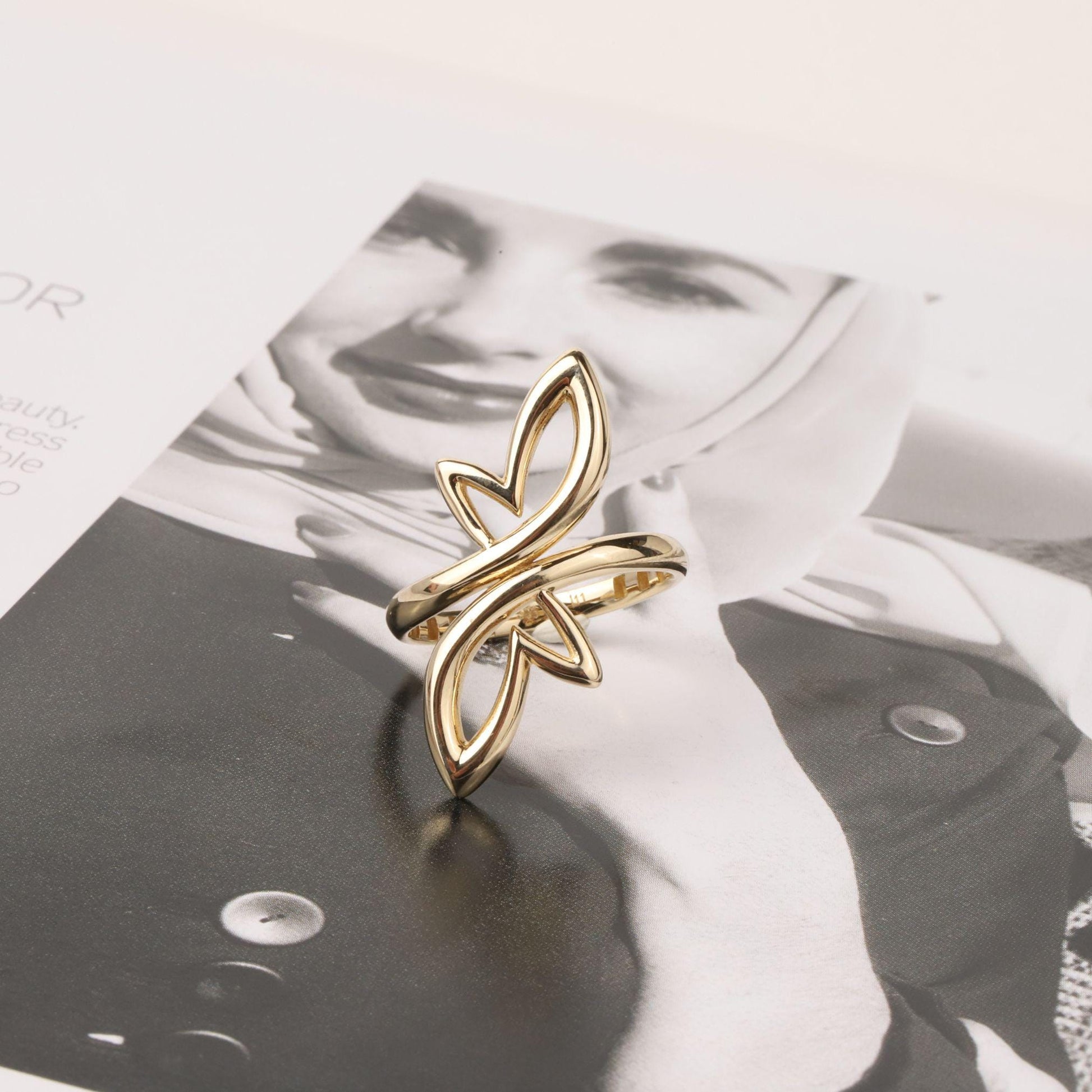 14K Gold Heart Ring, Open Heart Ring, Dainty Gold Band Ring, Love Heart Ring, Promise Ring, Minimalist ring, Heart Gold Ring, Best Friend