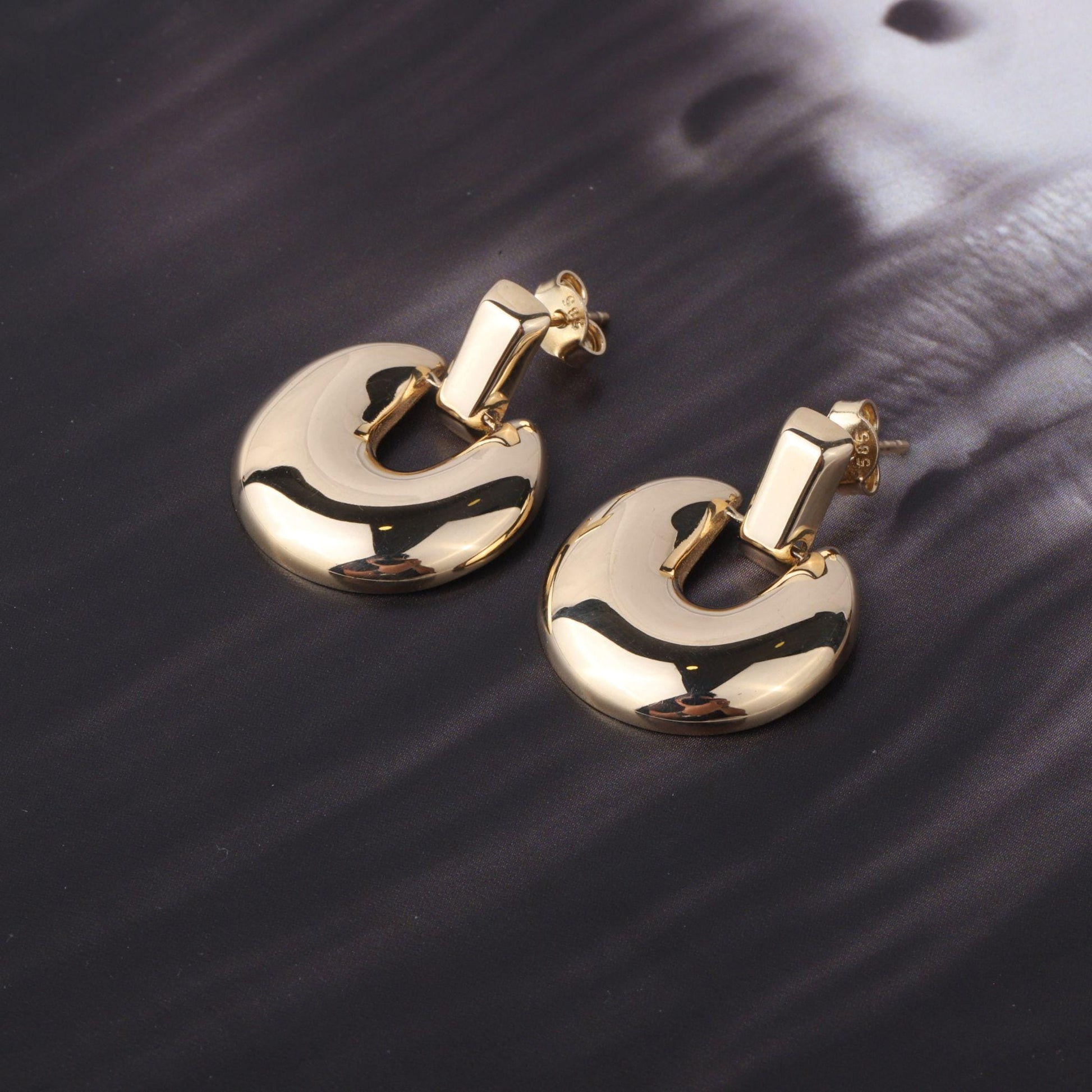 14K Gold Chunky Stud Earrings, U Shaped Dome Earrings, Sculptural Gold Earrings, Minimalist Statement Earrings, Modern Everyday Jewelry