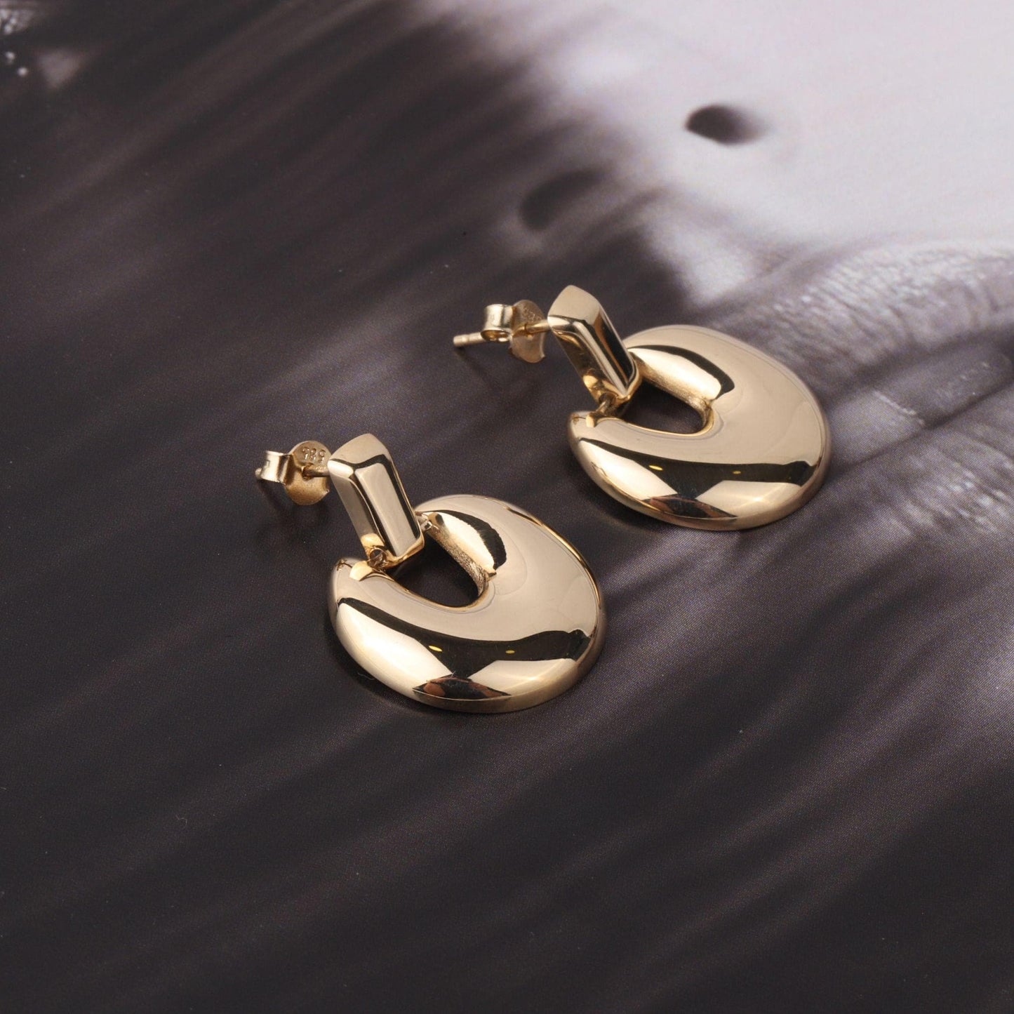 14K Gold Chunky Stud Earrings, U Shaped Dome Earrings, Sculptural Gold Earrings, Minimalist Statement Earrings, Modern Everyday Jewelry