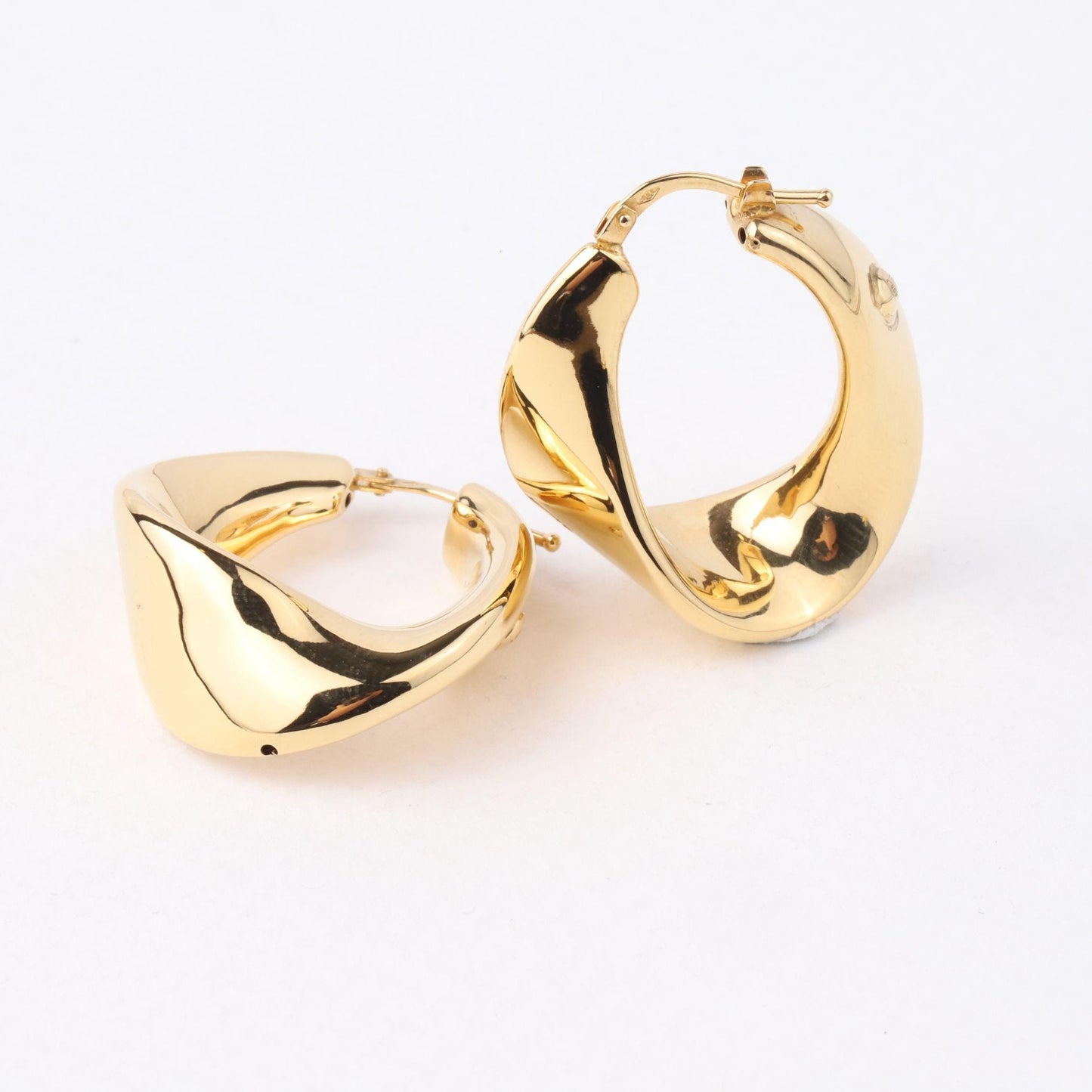 14K Solid Gold Chunky Hoop Earrings, Bold Oval Gold Hoops, Thick Statement Earrings, Modern Minimalist Jewelry, Everyday Gold Earrings