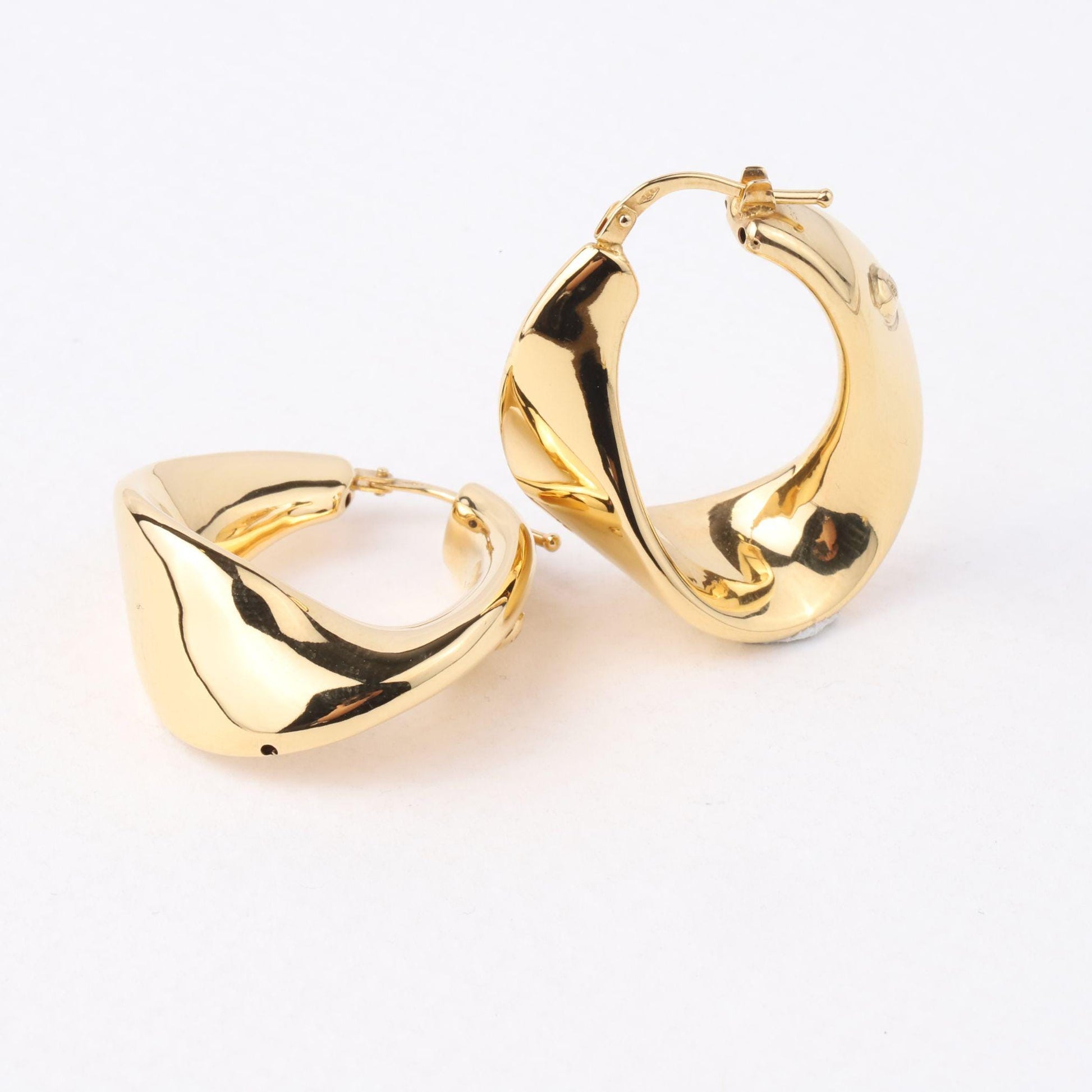 14K Solid Gold Chunky Hoop Earrings, Bold Oval Gold Hoops, Thick Statement Earrings, Modern Minimalist Jewelry, Everyday Gold Earrings