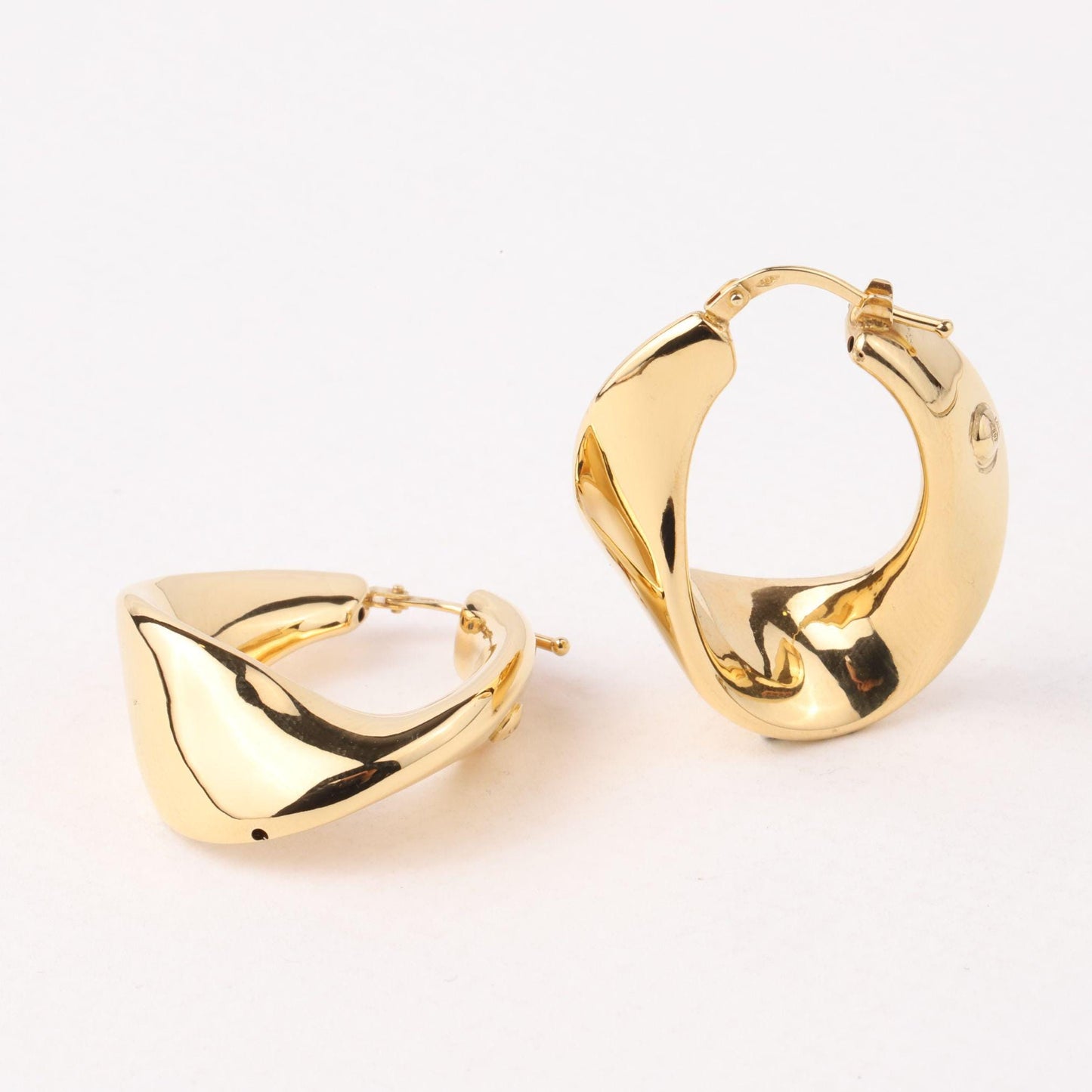14K Solid Gold Chunky Hoop Earrings, Bold Oval Gold Hoops, Thick Statement Earrings, Modern Minimalist Jewelry, Everyday Gold Earrings