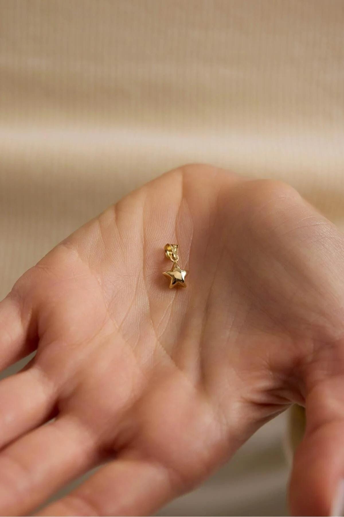 14K Gold Star Necklace for Women, Puffy Star Pendant Necklace, Solid Gold Star Charm, Celestial Jewelry, Dainty Gold Necklace Gift