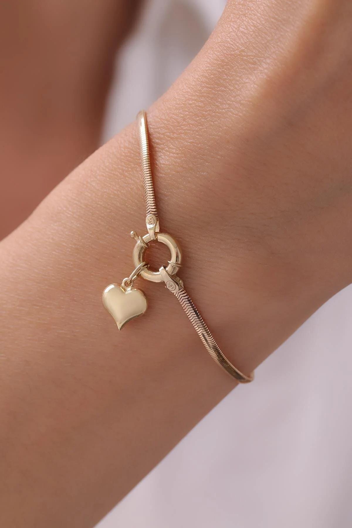 14K Gold Snake Chain Bracelet, Heart Charm Bracelet, Dainty Gold Bracelet, Minimalist Heart Jewelry, Gift for Her