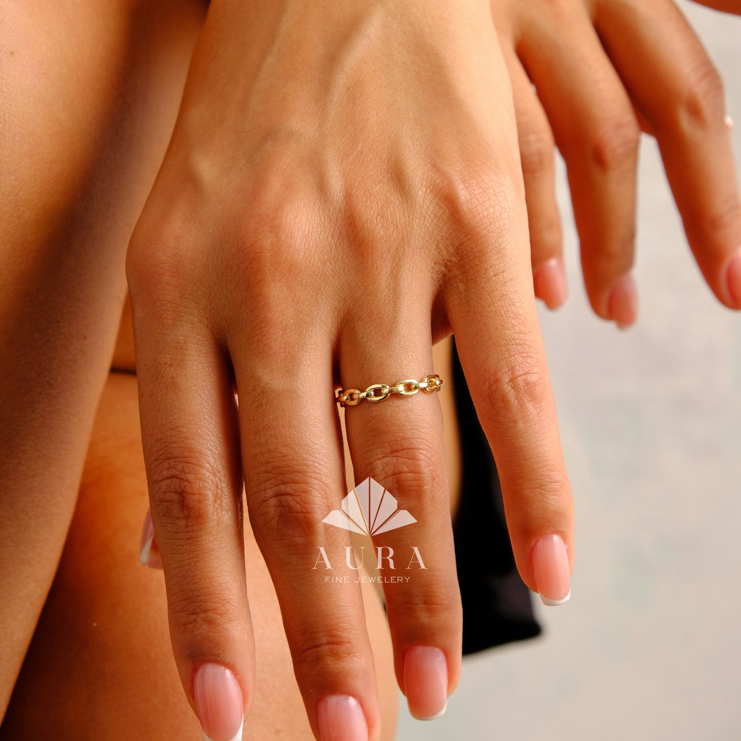 14K Gold Chain Ring, Paperclip Chain Wedding Ring, Dainty Gold Band, Curb Chain Link Ring, Pointer Finger Ring, Ladies Unique Wedding Band