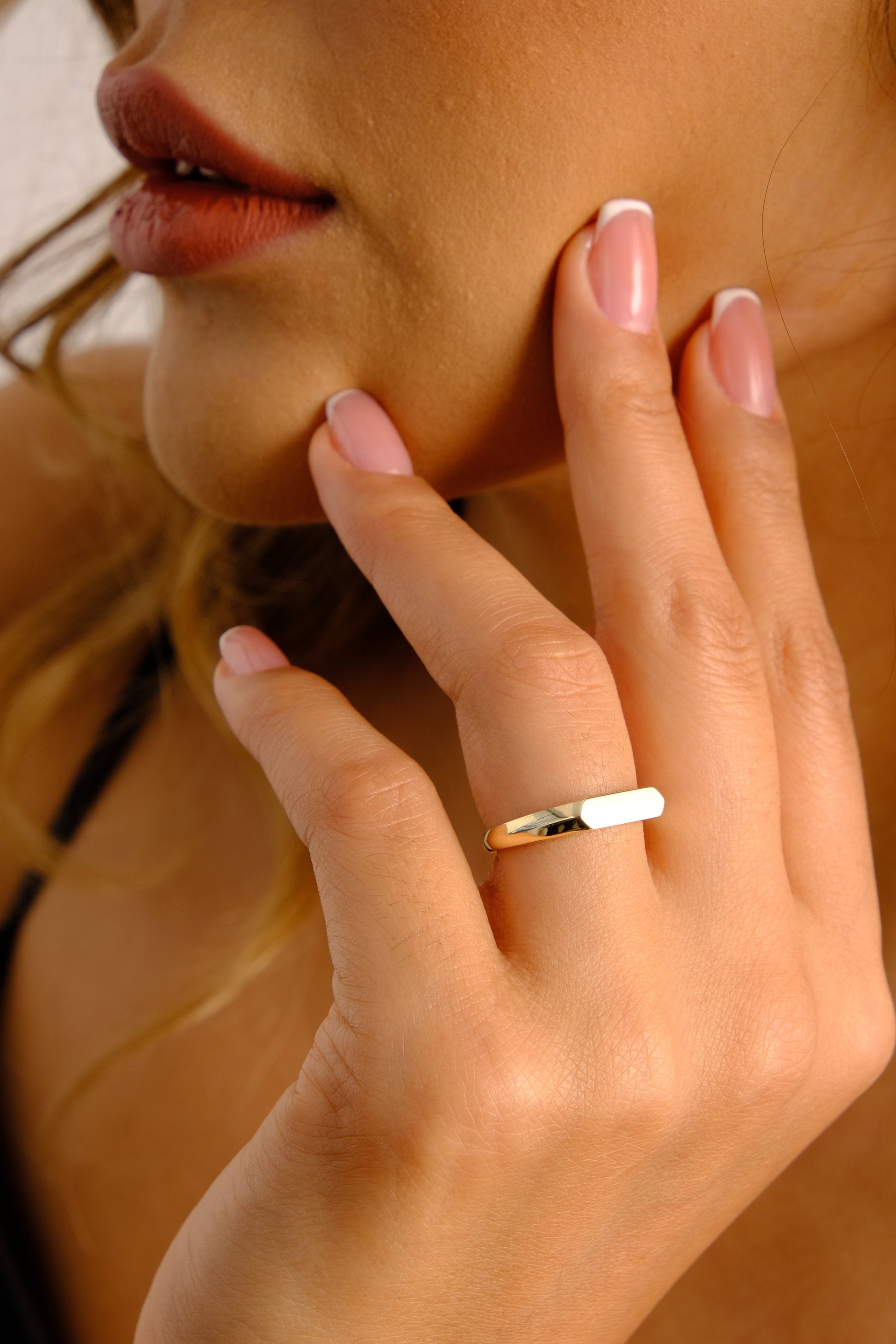 14K Gold Signet Bar Ring, Engraved Custom Name Ring, Minimalist Flat Bar Ring, Ladies Pinky Ring, Gold Personalized Monogram Ring
