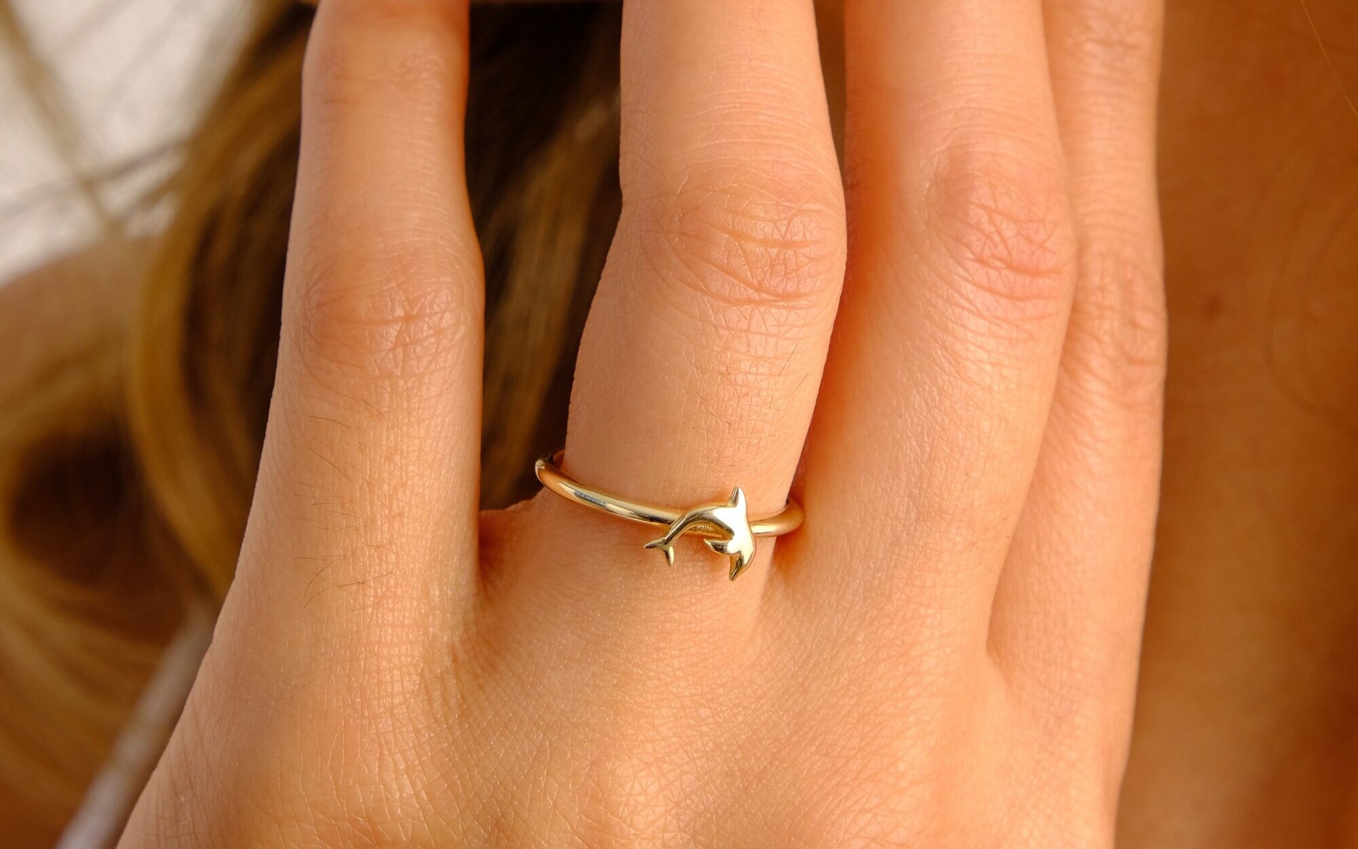 14K Gold Dolphin Ring, Dolphin Band Ring For Women, Delicate Animal Ring, Stackable Ring Ocean Lover Gift, Sea Animal Jewelry